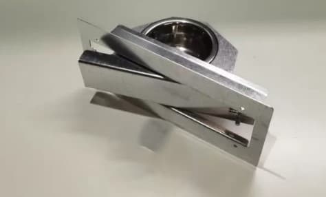 Comedouro Giratório 1 Taça Inox 17Cm